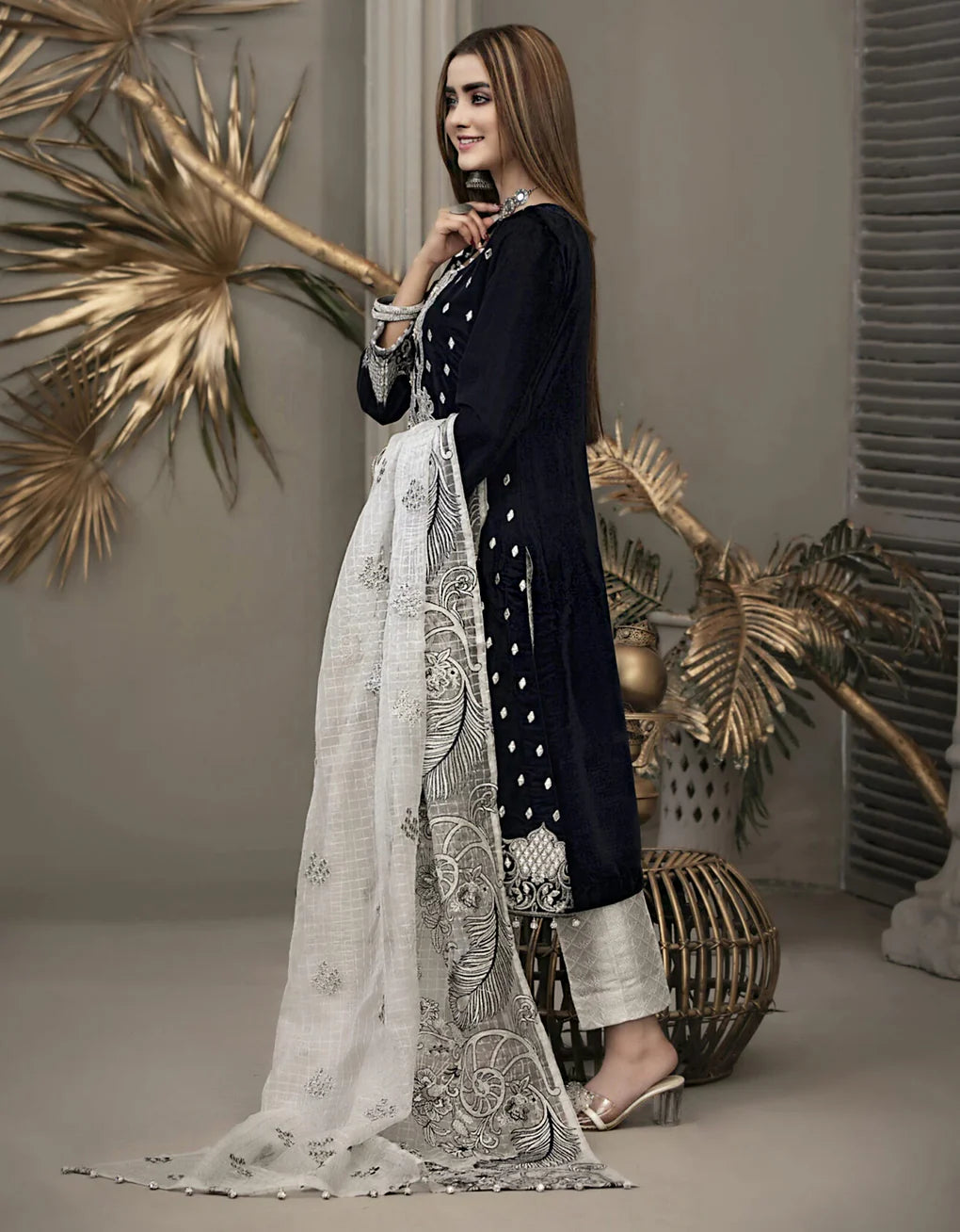 Tawakkal Trending 3PC Lawn Suit by Umer Dawood UD-003