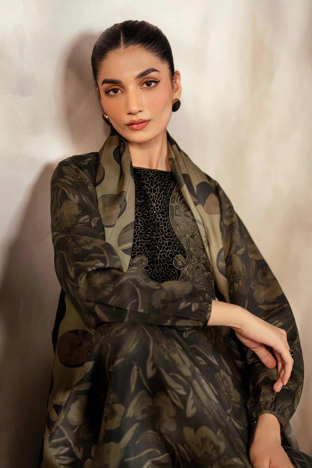 BAROQUE – 3PC Digital Printed Suit with Embroidered Patches by Umer Dawood UD-020